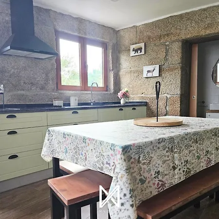 Casa Do Cabeco De Boi By Refugio Ao Luar Терраш-ди-Бору