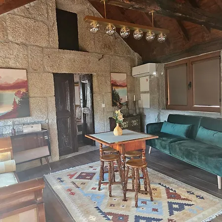 Casa Do Cabeco De Boi By Refugio Ao Luar Ermida (Braga)